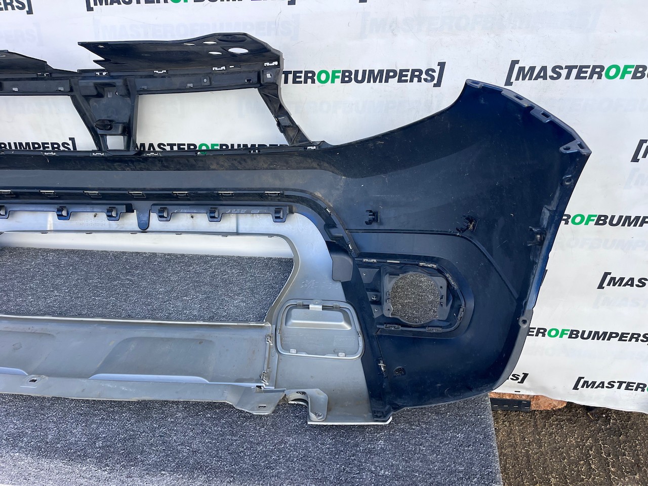 Dacia Duster Ambiance Stepway Mk2 2017-2023 Front Bumper 6 Pdc Genuine [r699]