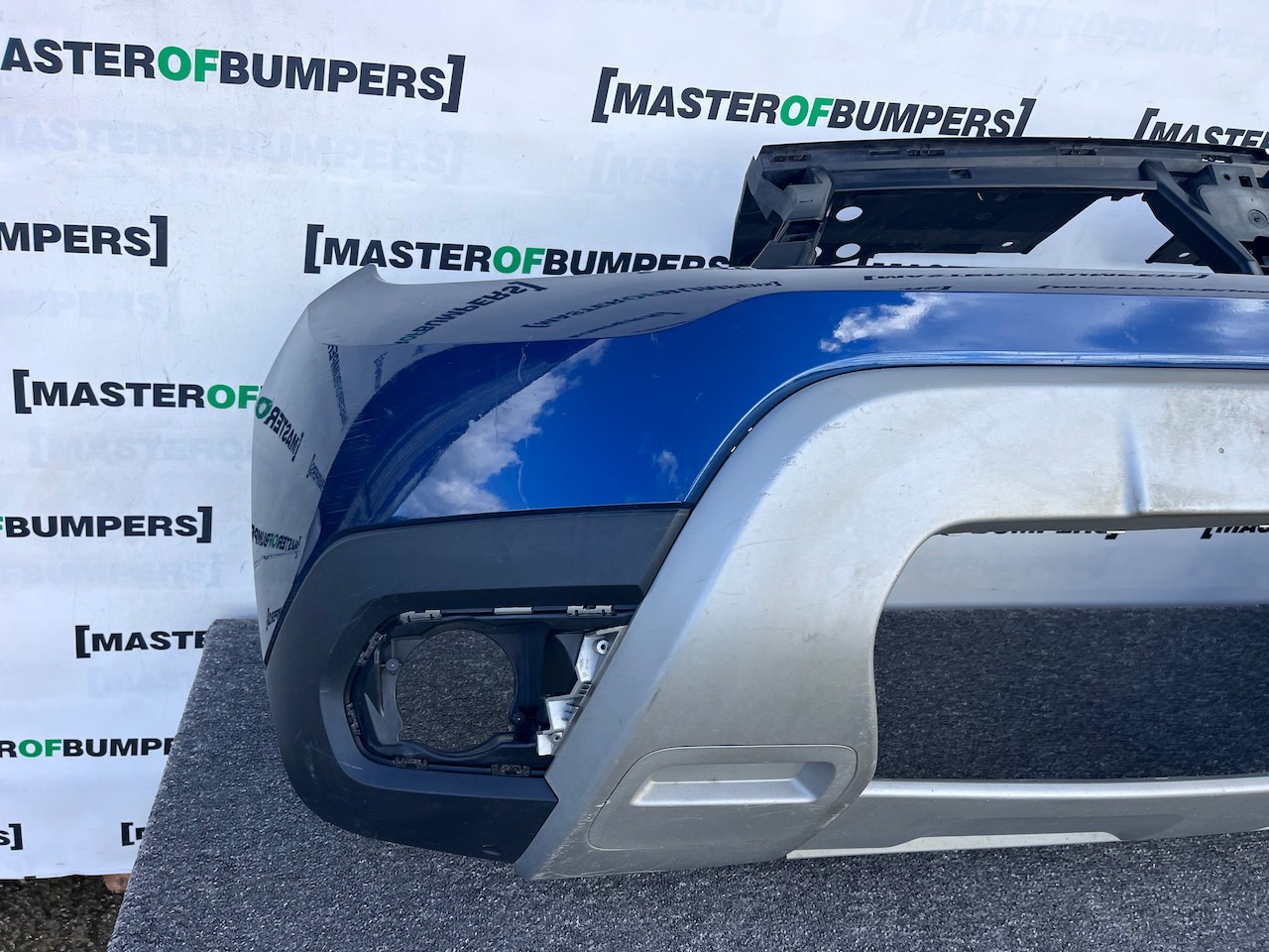 Dacia Duster Ambiance Stepway Mk2 2017-2023 Front Bumper 6 Pdc Genuine [r699]