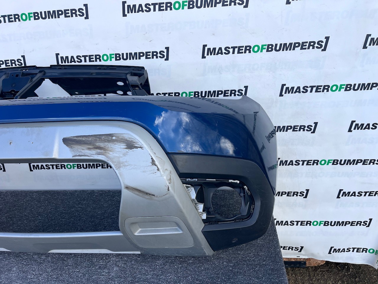 Dacia Duster Ambiance Stepway Mk2 2017-2023 Front Bumper 6 Pdc Genuine [r699]