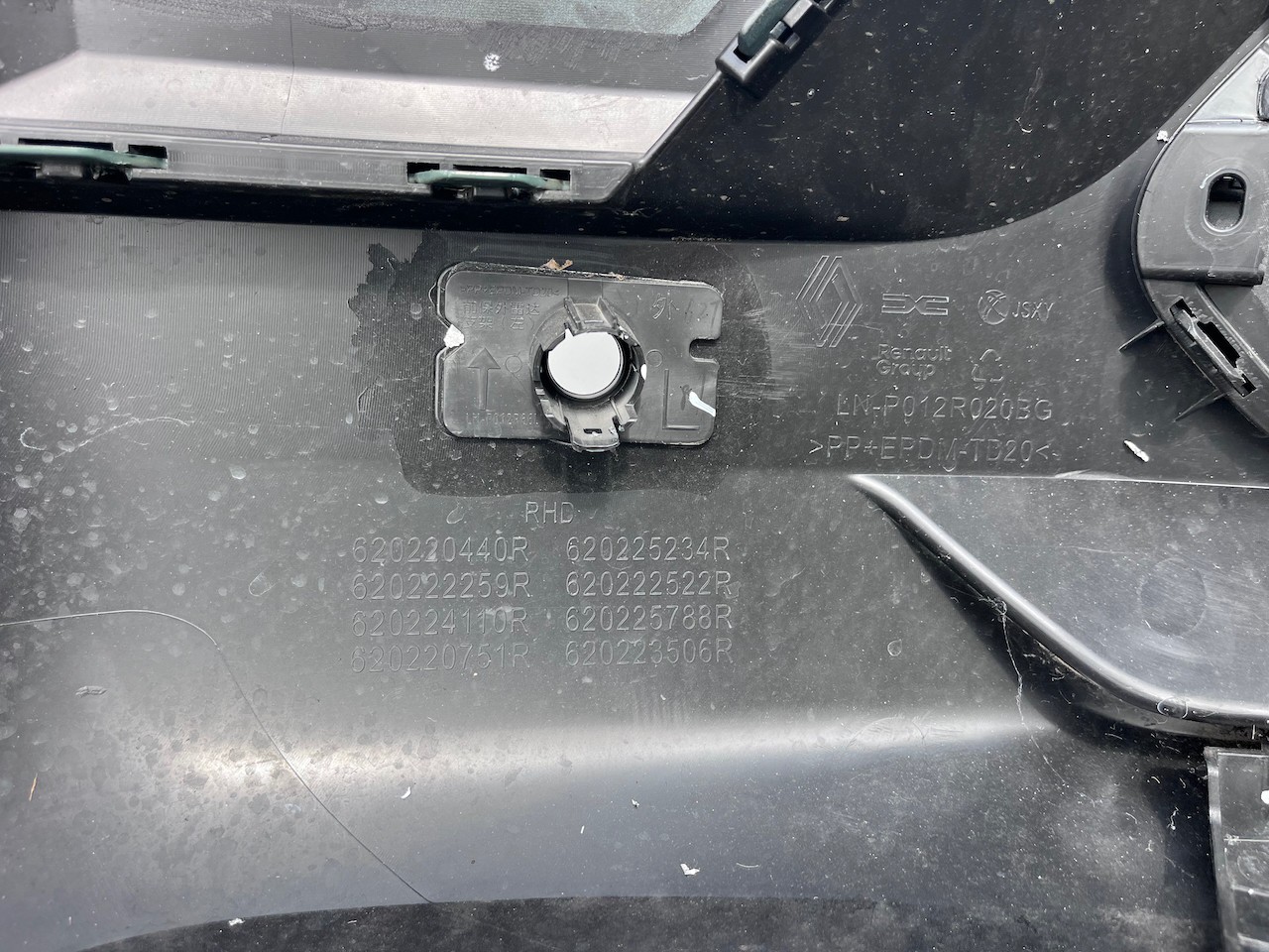 Dacia Spring Extreme Hatchback Ev 2024-2027 Front Bumper Pdc Genuine [r737]