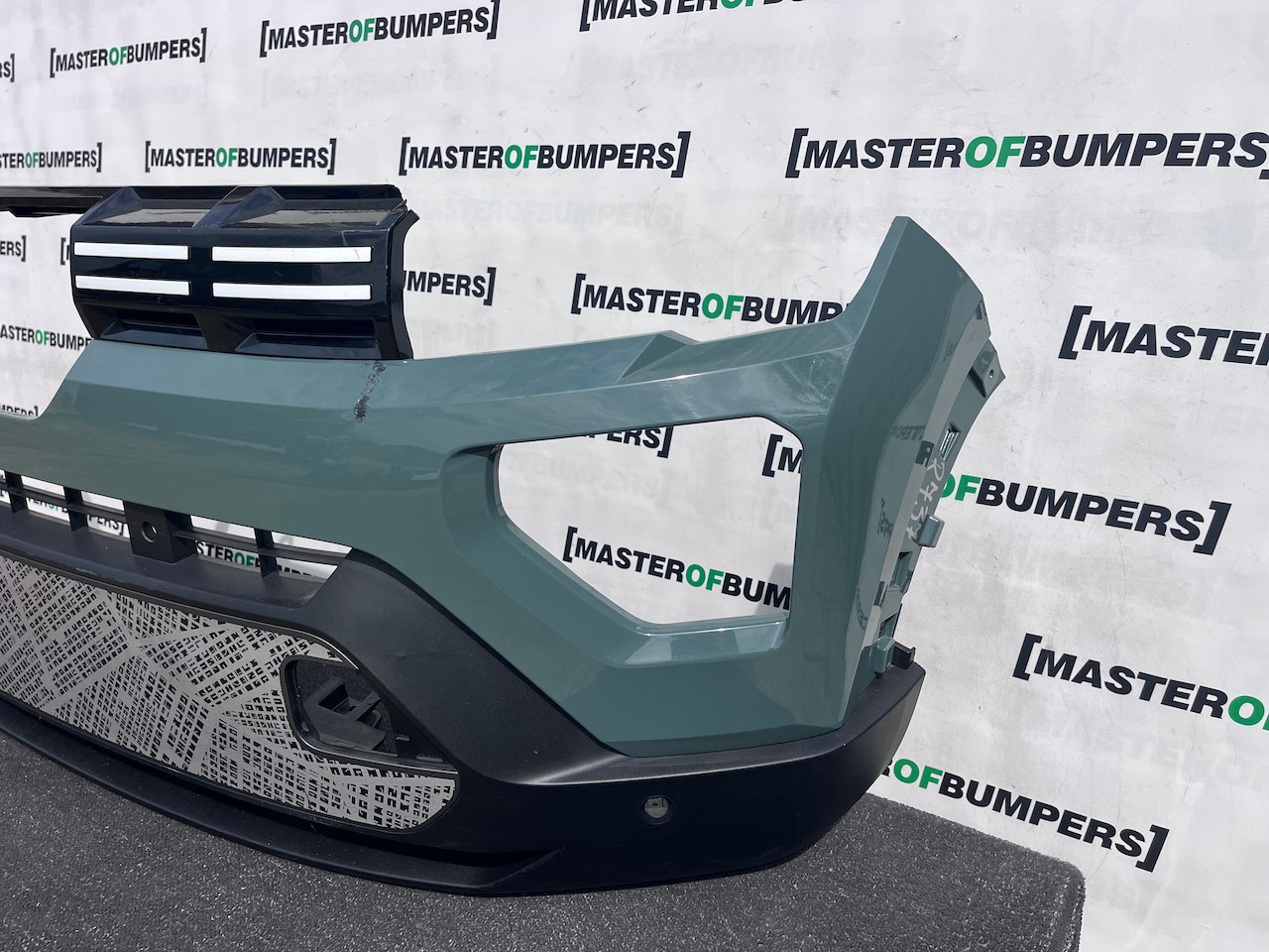 Dacia Spring Extreme Hatchback Ev 2024-2027 Front Bumper Pdc Genuine [r737]