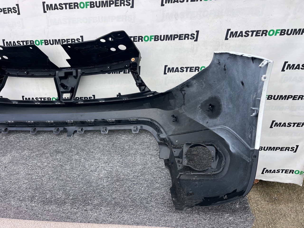 Dacia Duster Ambiance Stepway Mk2 2017-2023 Front Bumper 6 Pdc Genuine [r680]