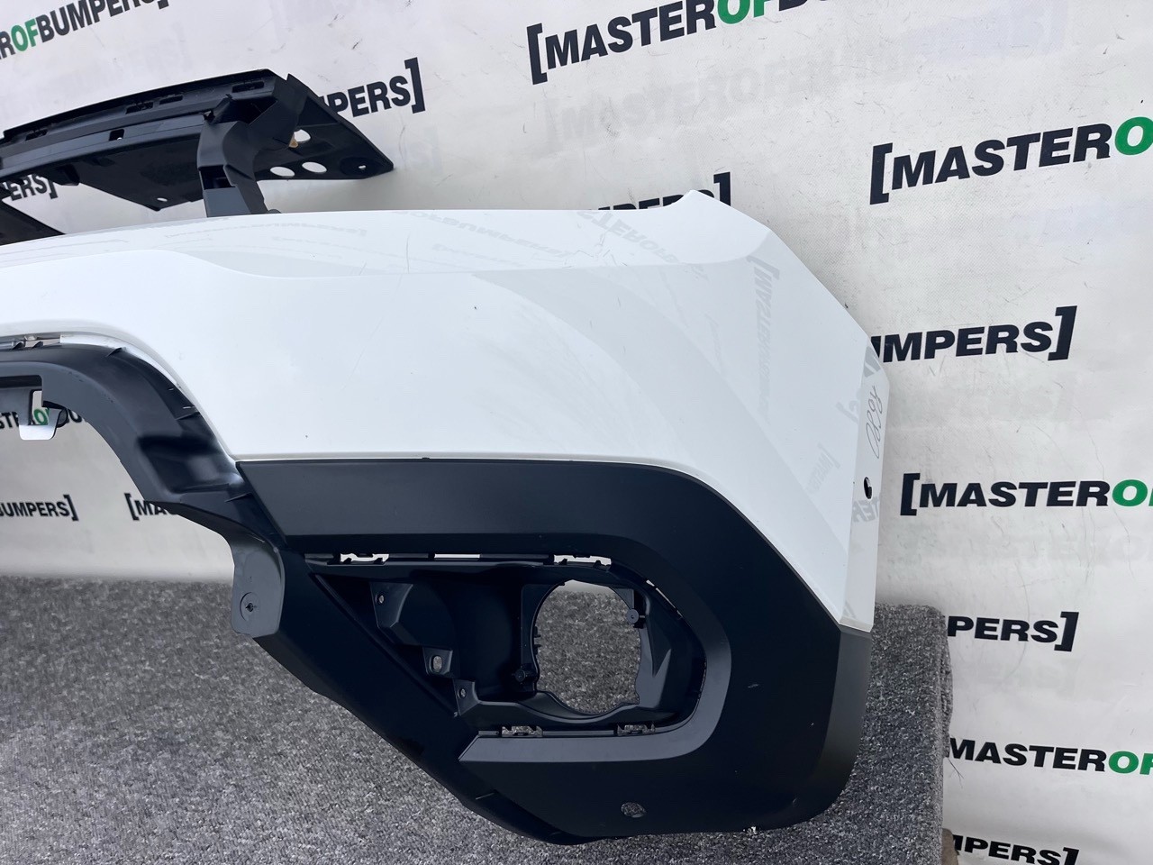 Dacia Duster Ambiance Stepway Mk2 2017-2023 Front Bumper 6 Pdc Genuine [r680]