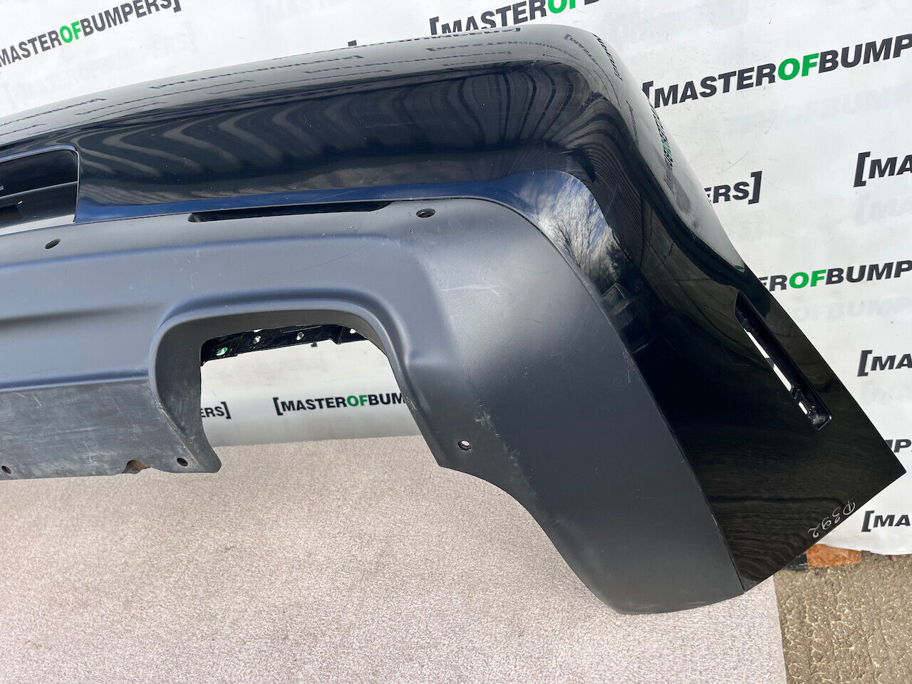 Dodge Challenger Hemi Sxt 2015-2023 Rear Bumper 4 Pdc Genuine [p392]