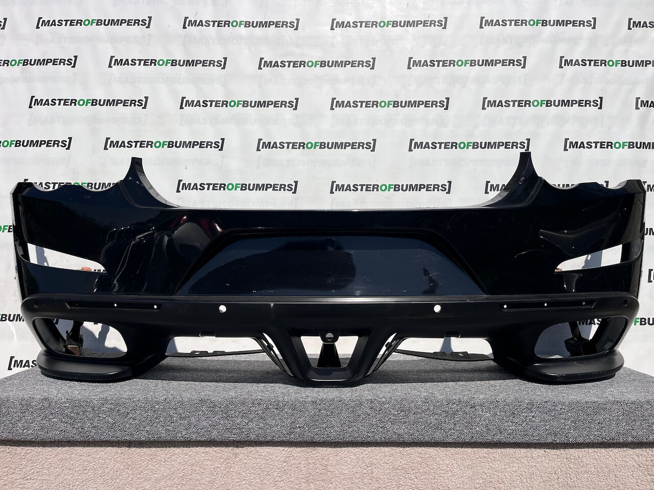 Ferrari Gtc4lusso V12 Sport 2016-2020 Rear Bumper 4 Pdc Genuine [p421]