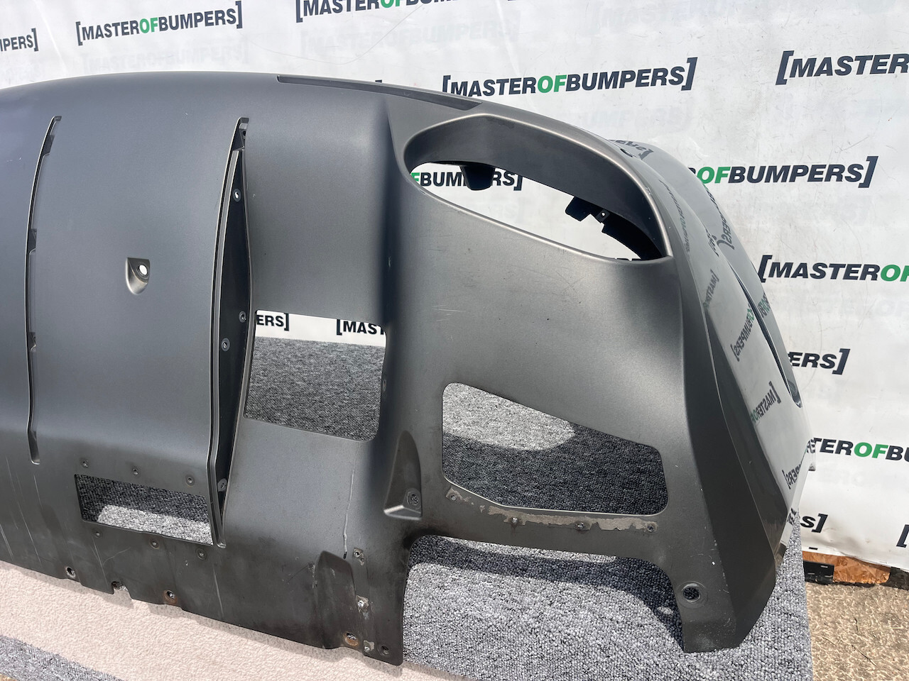 Ferrari California T Lift V8 3.8 2014-2018 Rear Bumper 4 Pdc Genuine [p418]