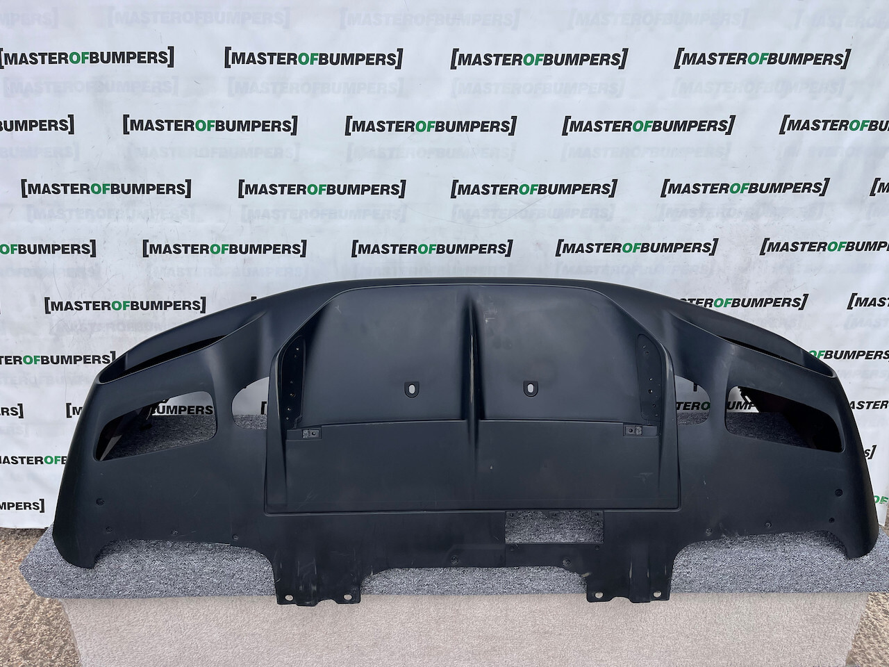 Ferrari Portofino F164 Coupe Cabrio V8 2017-2021 Rear Bumper Genuine [p420]