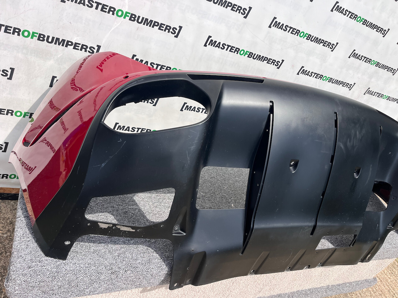Ferrari California T Lift V8 3.8 2014-2018 Rear Bumper 4 Pdc Genuine [p419]