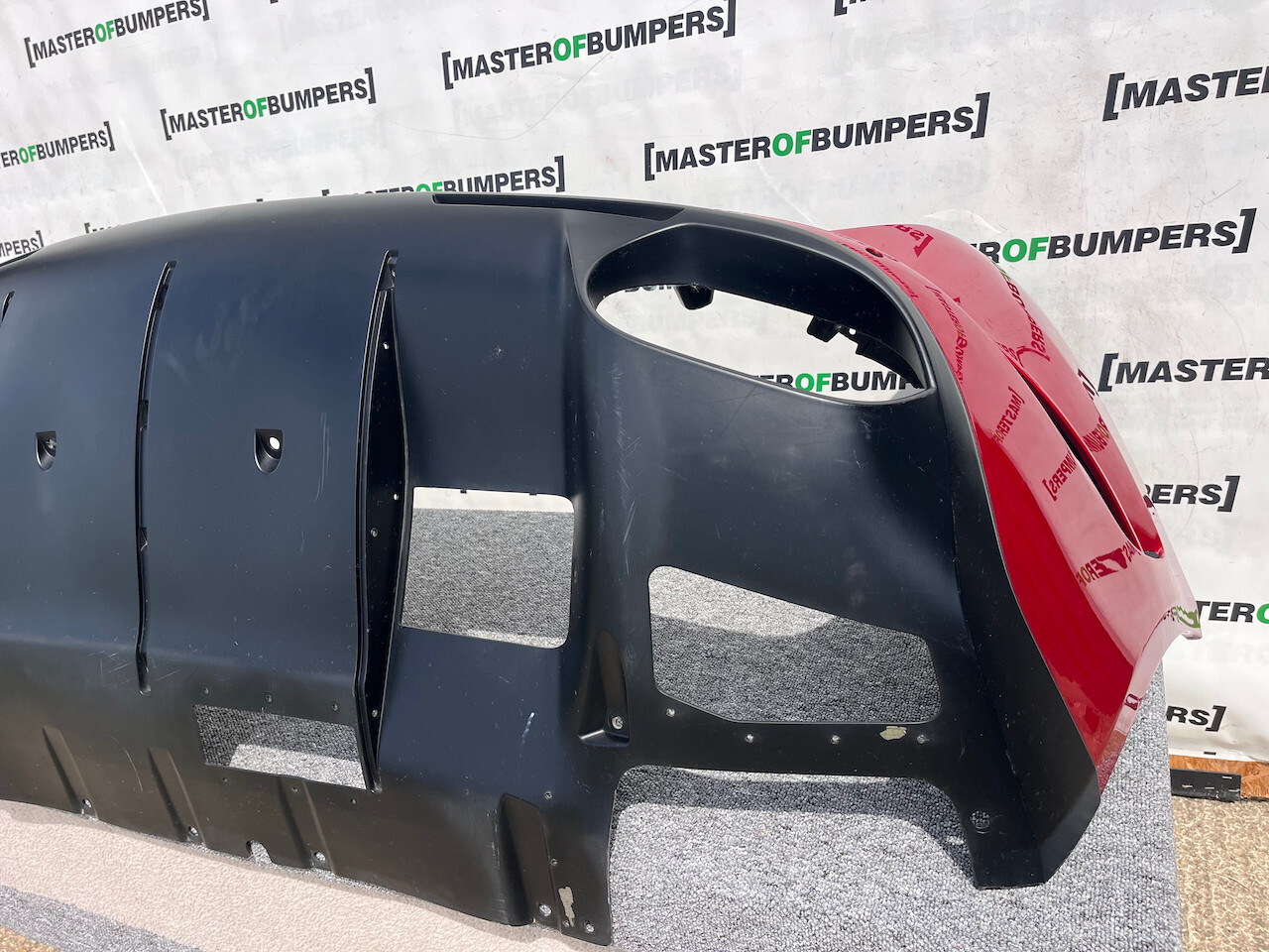 Ferrari California T Lift V8 3.8 2014-2018 Rear Bumper 4 Pdc Genuine [p419]