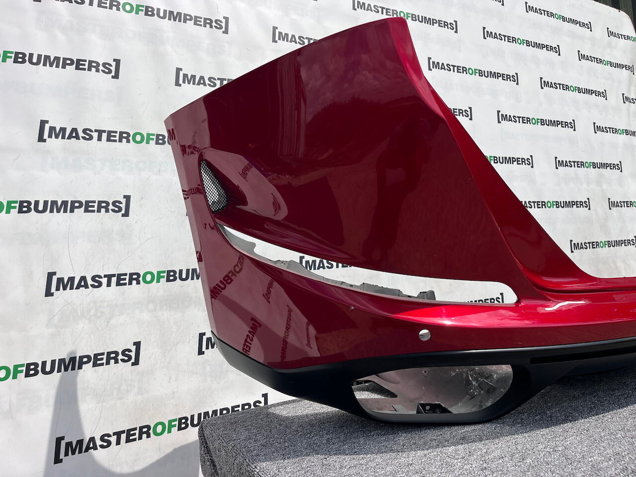 Ferrari California T Lift V8 3.8 2014-2018 Rear Bumper 4 Pdc Genuine [p419]