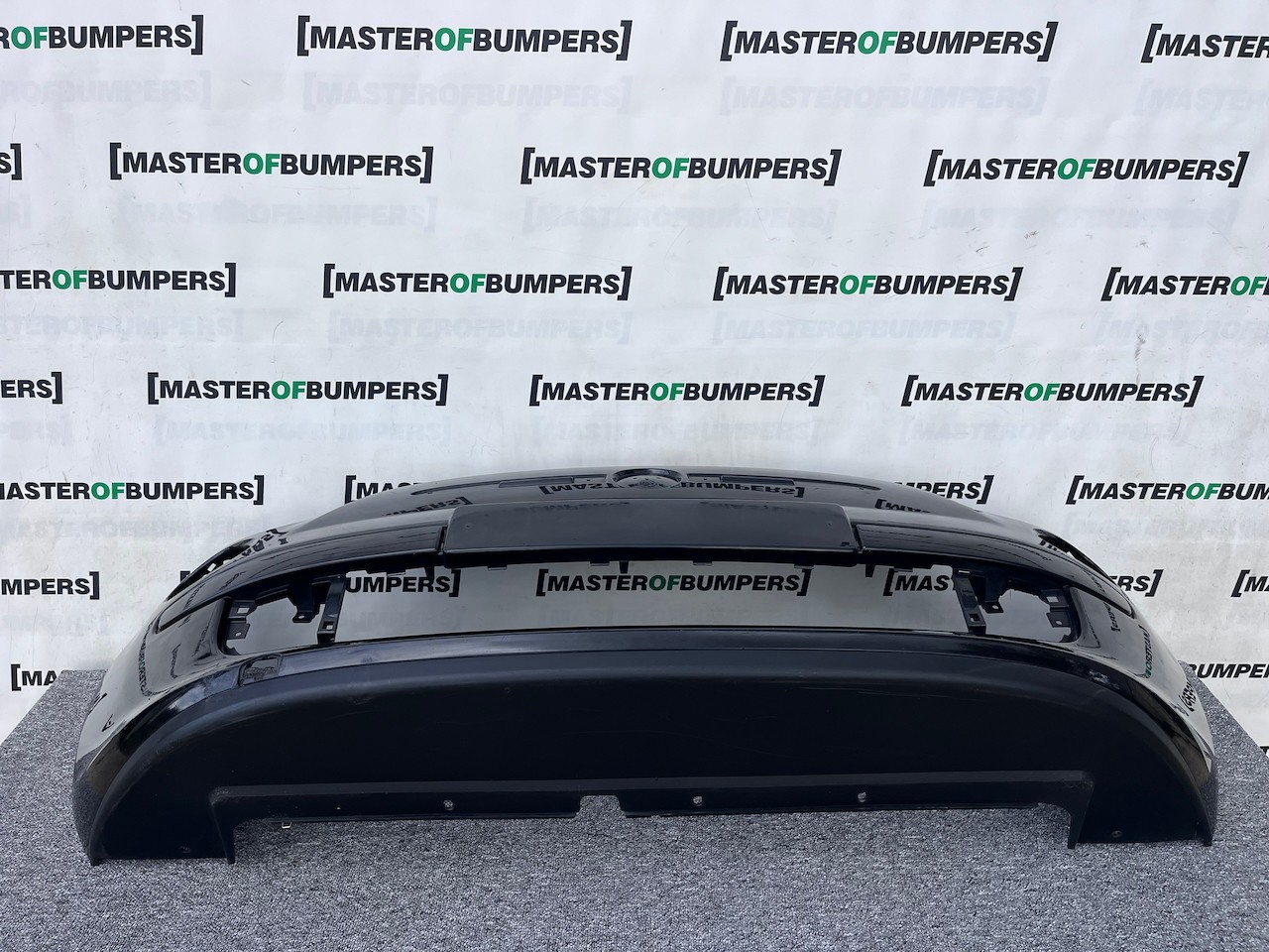 Fiat 500 Lounge Se Hatchback 2007-2014 Front Bumper Genuine [f731]