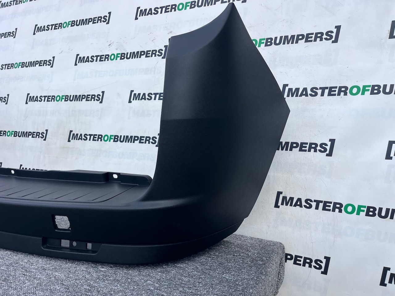 Fiat Doblo Van Passenger Mk2 2010-2016 Rear Bumper No Pdc Genuine [f748]