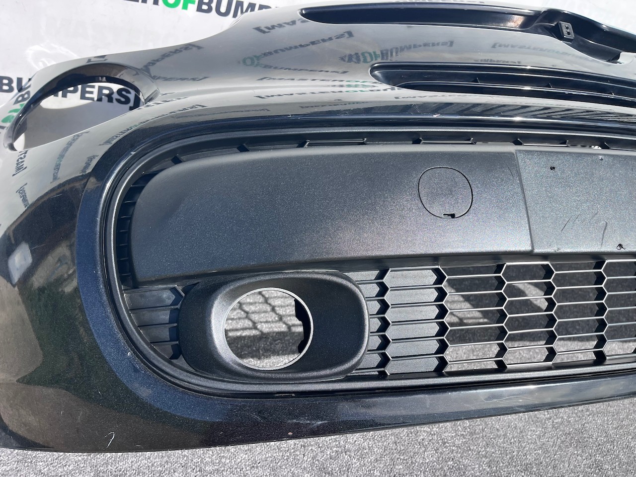 Fiat 500l Lounge Hatchback 2013-2017 Front Bumper Black Genuine [f821]