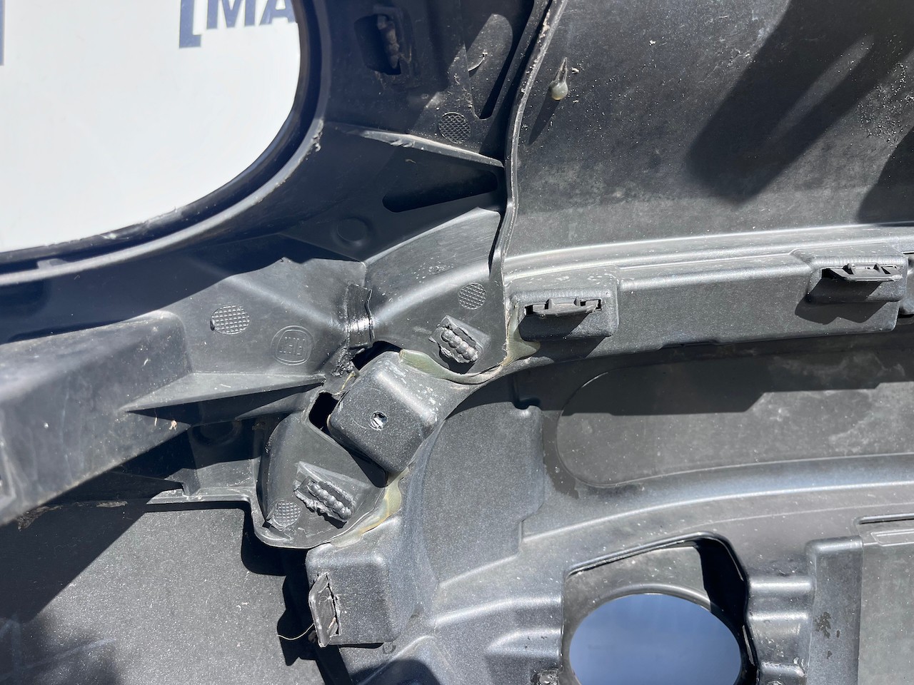 Fiat 500l Lounge Hatchback 2013-2017 Front Bumper Black Genuine [f821]