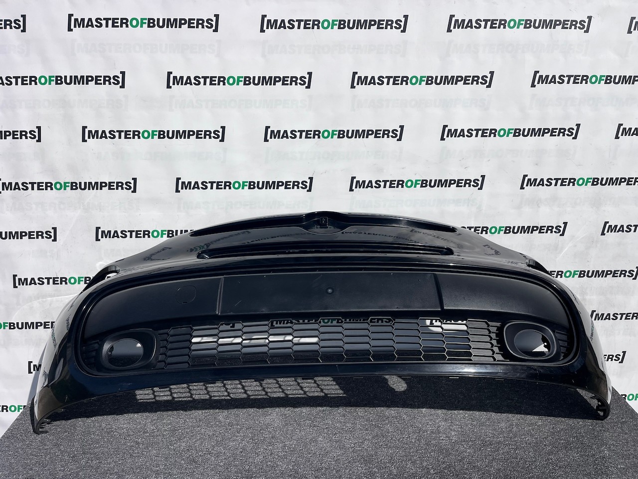 Fiat 500l Lounge Hatchback 2013-2017 Front Bumper Black Genuine [f821]