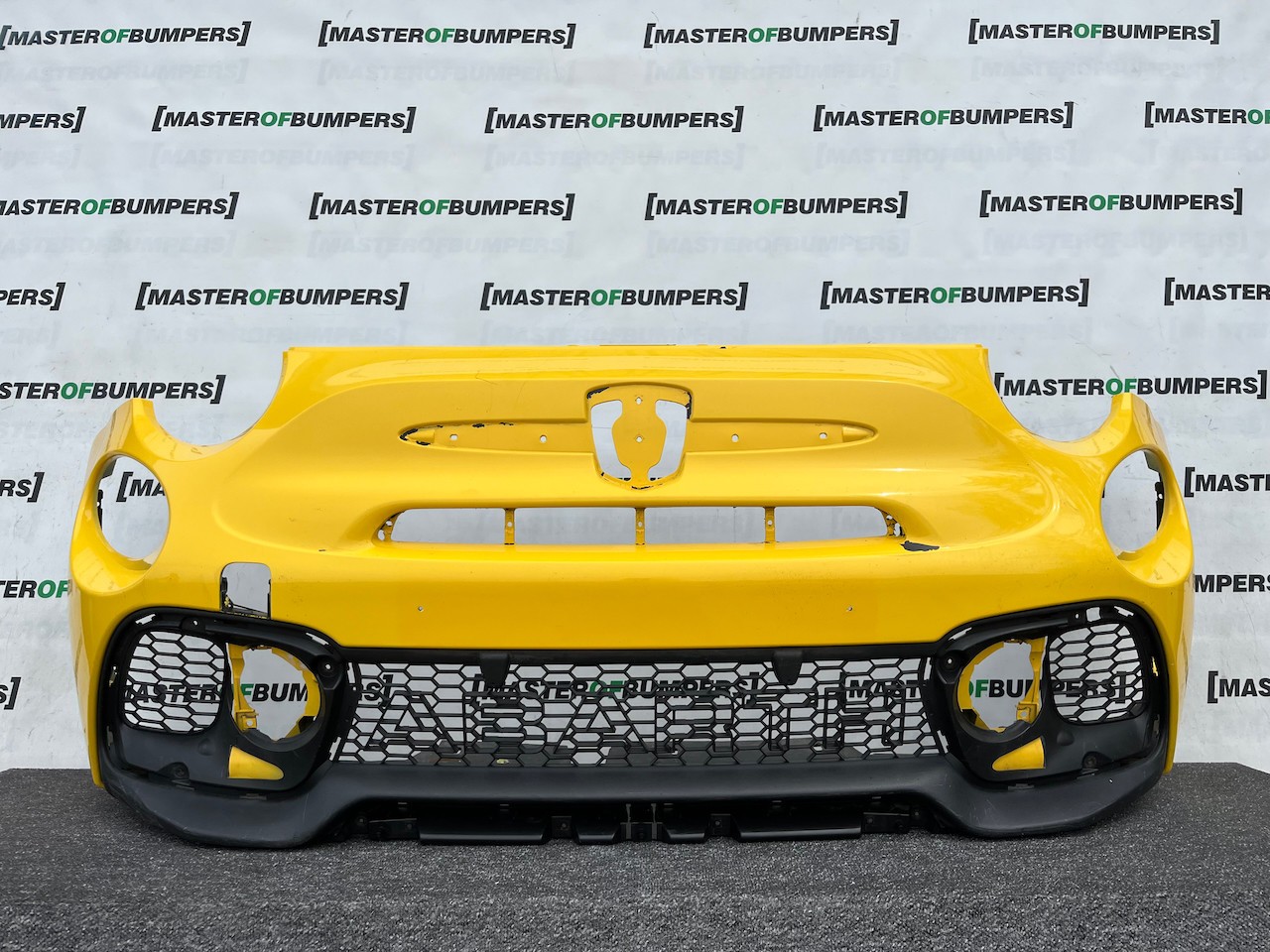 Fiat 500 Abarth Sport Hatchback 2016-2021 Front Bumper Genuine [f849]