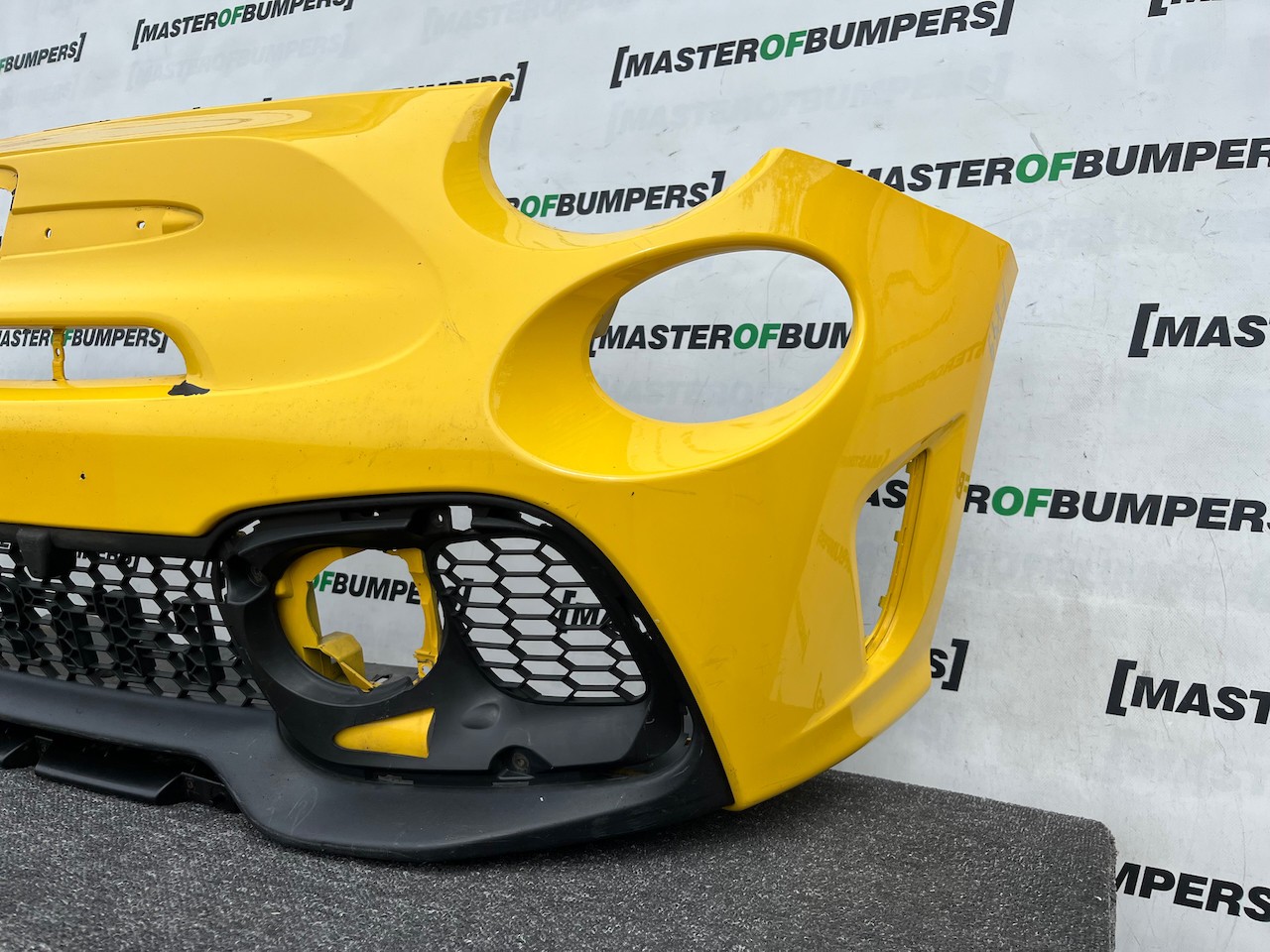 Fiat 500 Abarth Sport Hatchback 2016-2021 Front Bumper Genuine [f849]