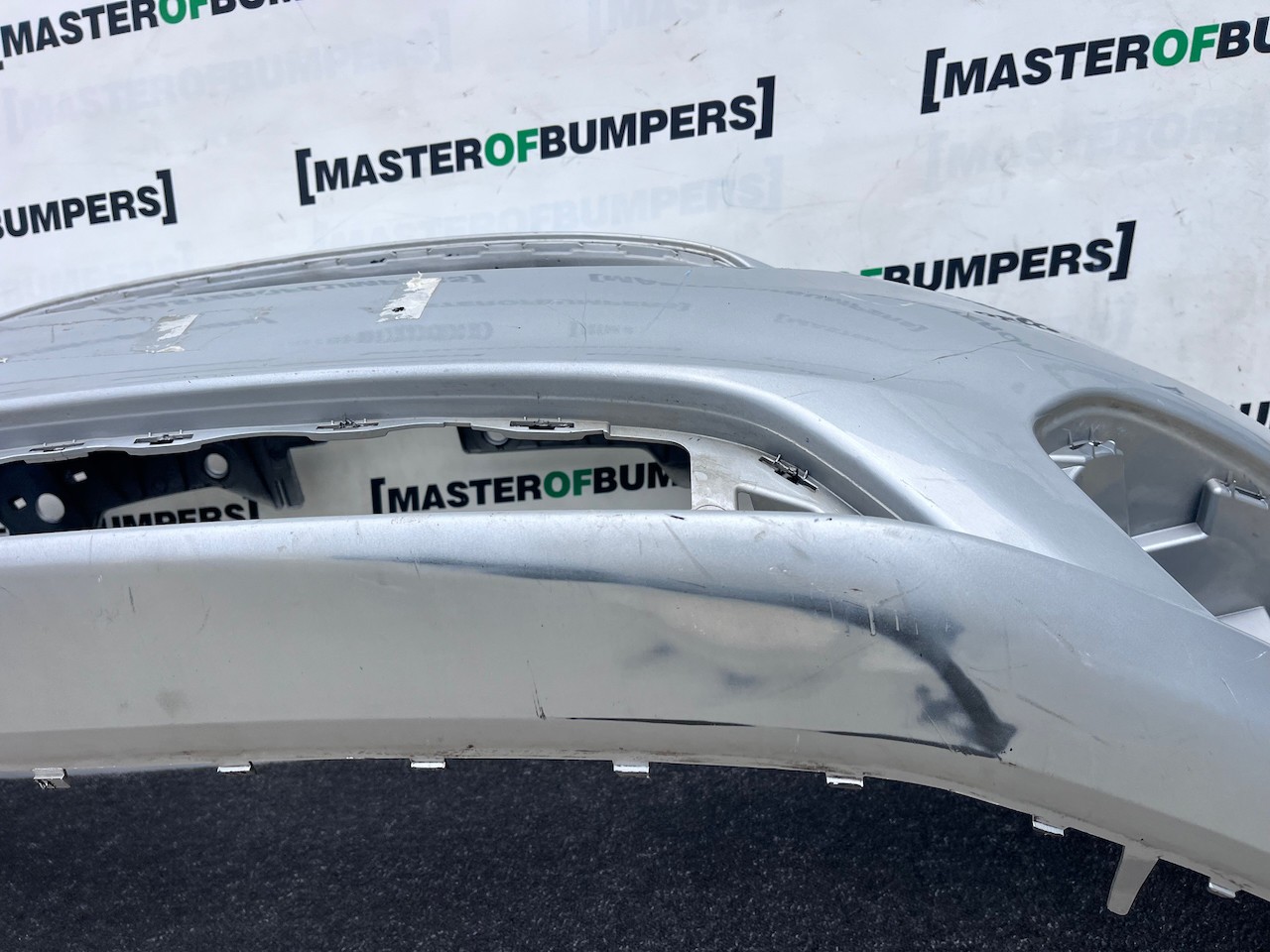 Fiat Tipo Lounge Hatchback Estate 2016-2021 Front Bumper Genuine [f866]