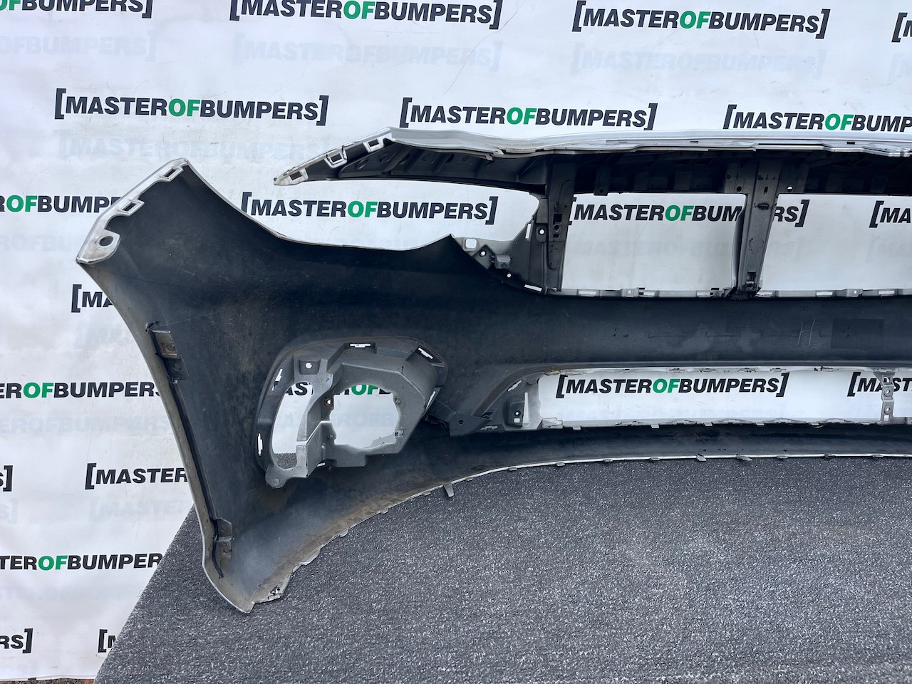 Fiat Tipo Lounge Hatchback Estate 2016-2021 Front Bumper Genuine [f866]