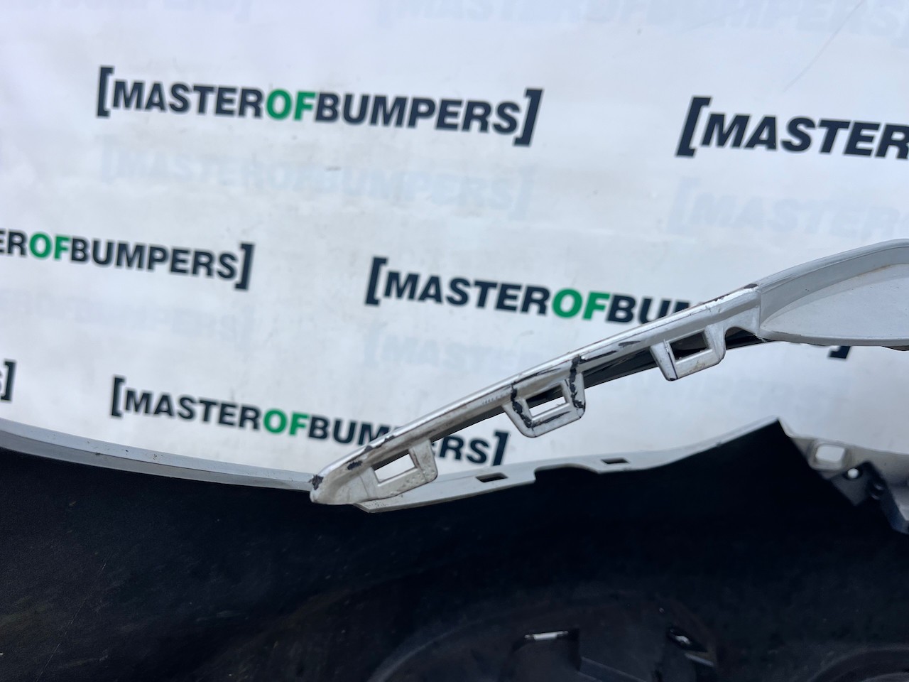 Fiat Tipo Lounge Hatchback Estate 2016-2021 Front Bumper Genuine [f866]