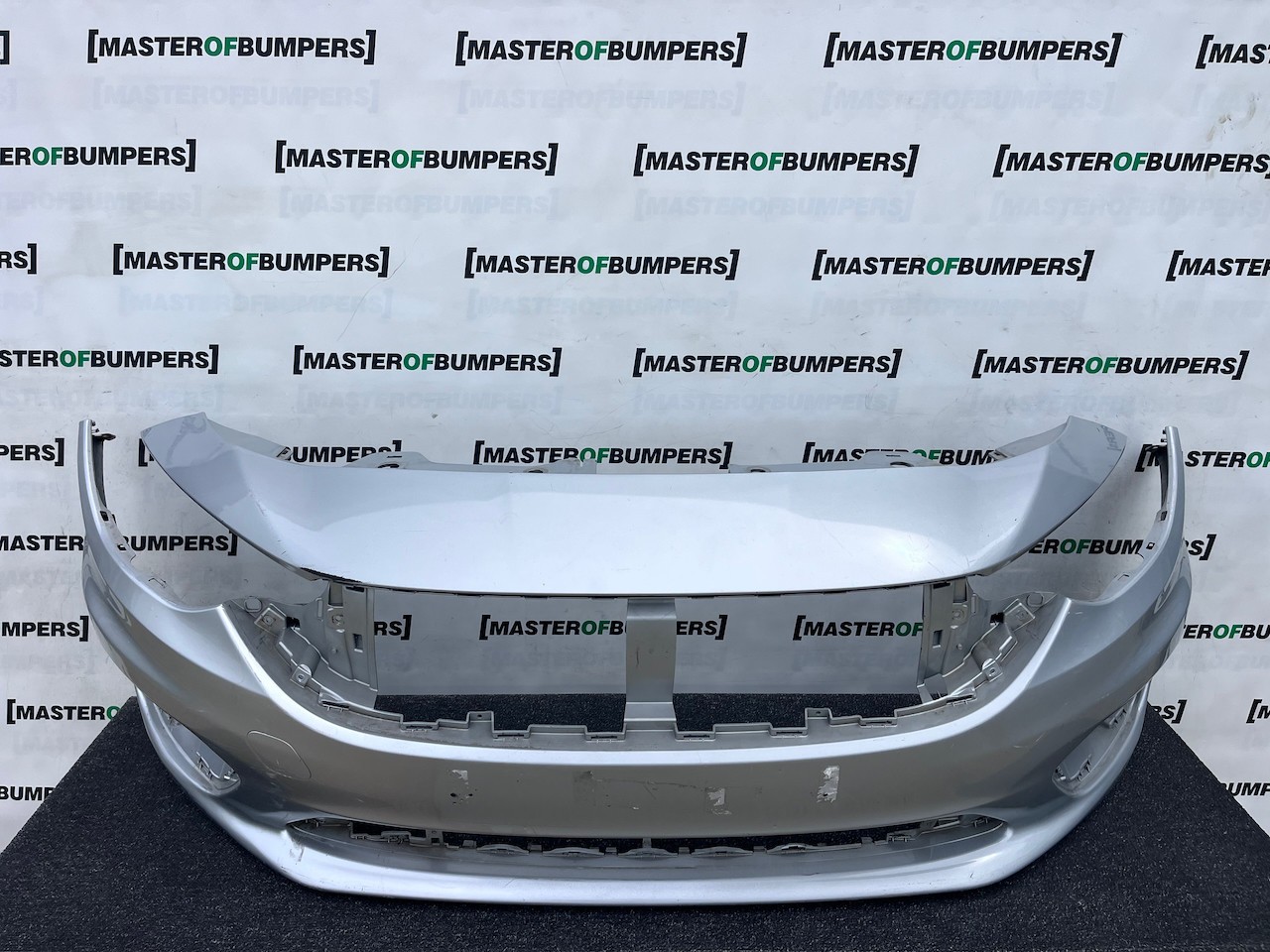 Fiat Tipo Lounge Hatchback Estate 2016-2021 Front Bumper Genuine [f866]