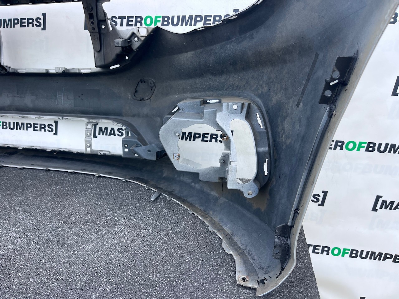 Fiat Tipo Lounge Hatchback Estate 2016-2021 Front Bumper Genuine [f866]