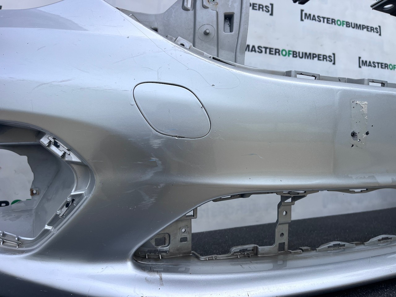 Fiat Tipo Lounge Hatchback Estate 2016-2021 Front Bumper Genuine [f866]