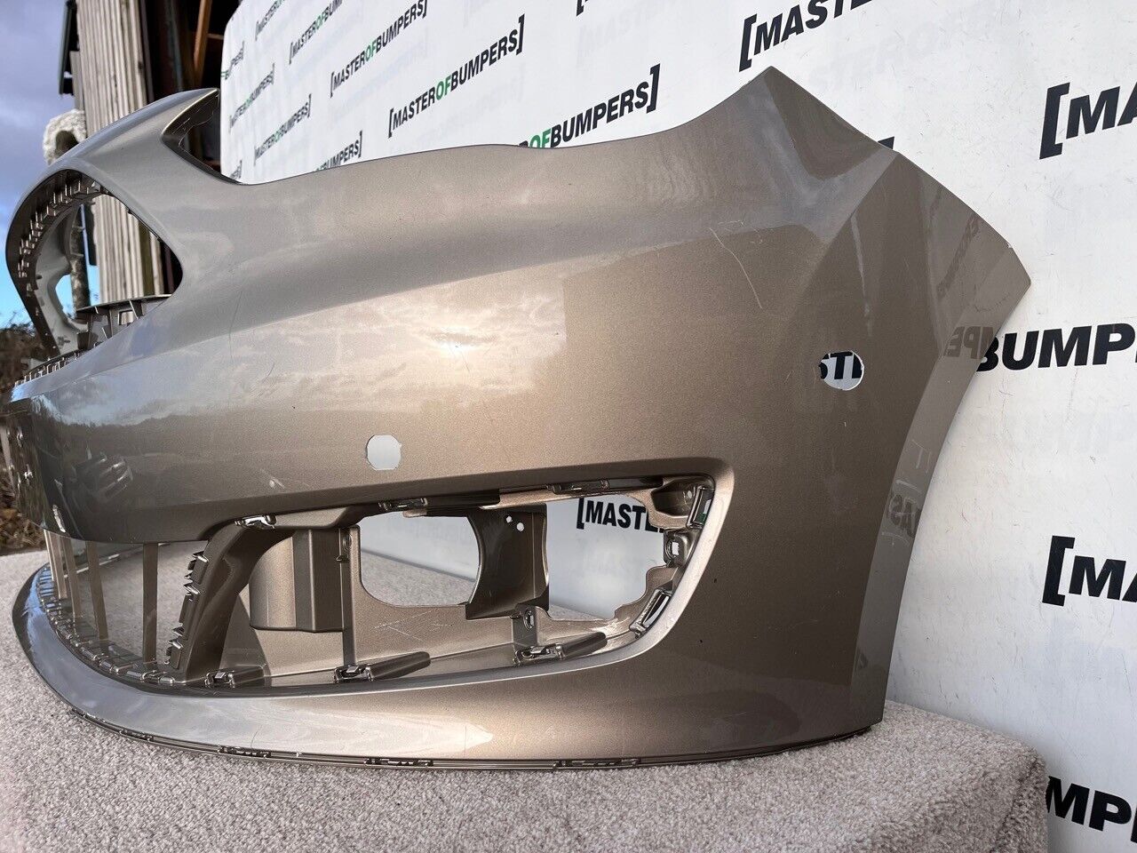 Ford C Max Titanium 2015-2019 Front Bumper 6 Pdc No Jets Genuine [f197]