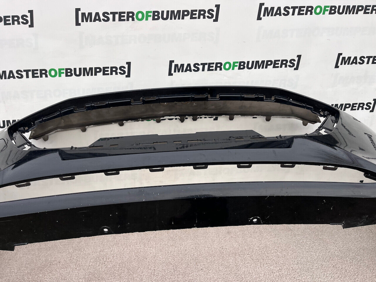 Ford Focus Se Titanium Mk4 Hatchback 2018-2022 Front Bumper Nopdc Genuine [f559]