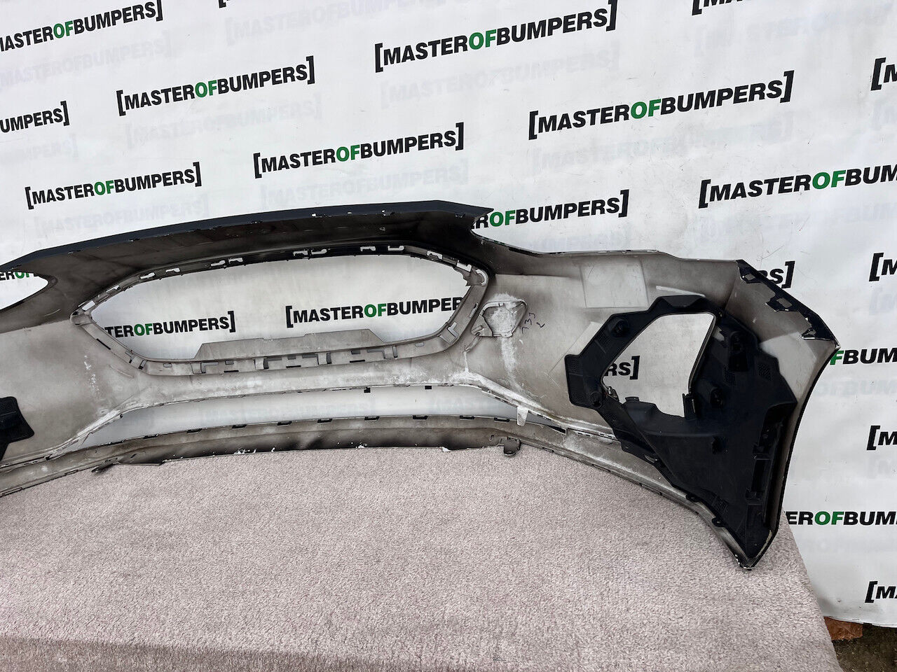 Ford Focus Se Titanium Mk4 Hatchback 2018-2022 Front Bumper Nopdc Genuine [f559]