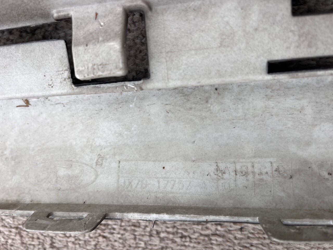 Ford Focus Se Titanium Mk4 Hatchback 2018-2022 Front Bumper Nopdc Genuine [f559]