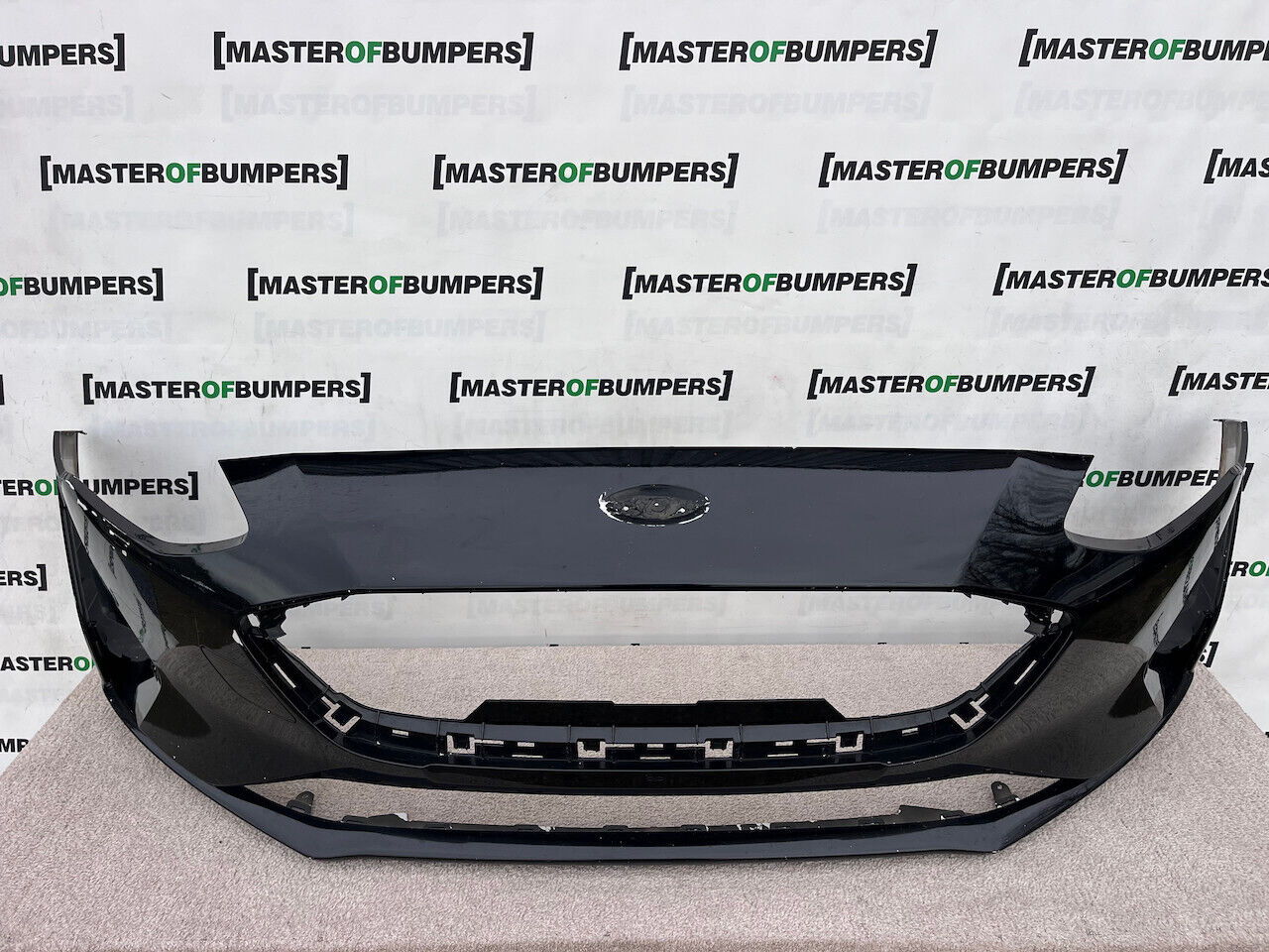 Ford Focus Se Titanium Mk4 Hatchback 2018-2022 Front Bumper Nopdc Genuine [f559]
