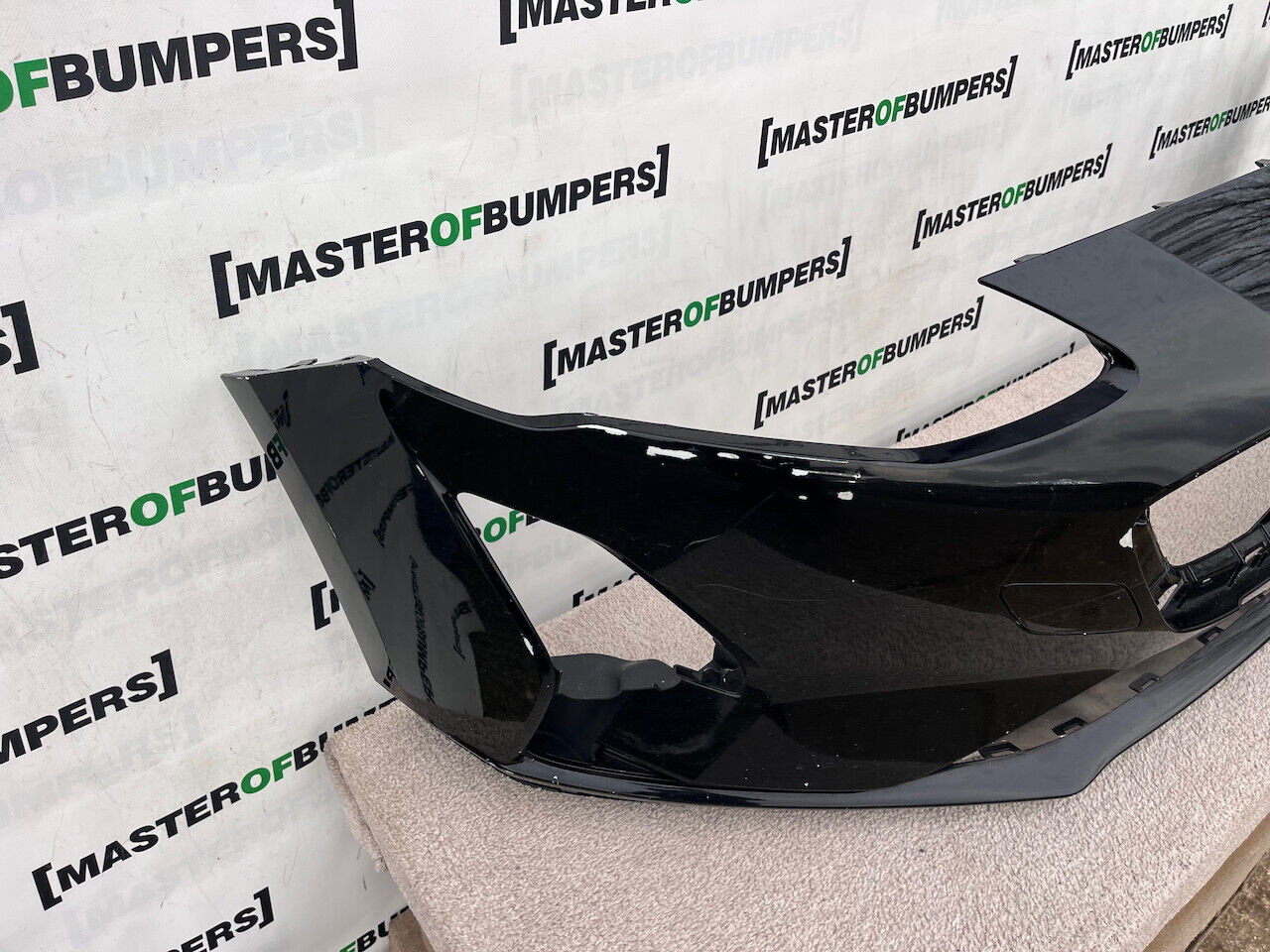Ford Focus Se Titanium Mk4 Hatchback 2018-2022 Front Bumper Nopdc Genuine [f559]