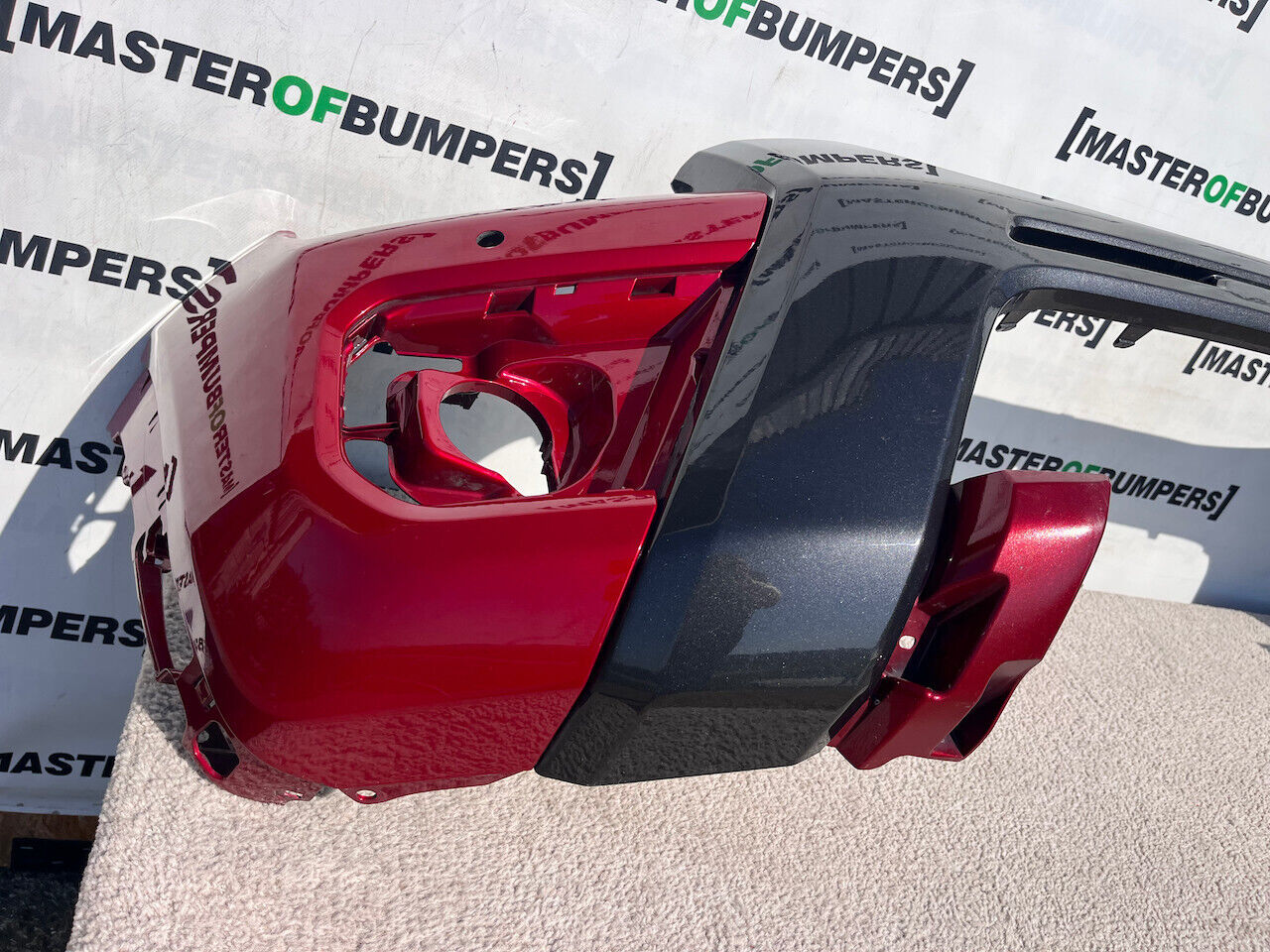 Ford Ranger Wildtrack Pickup 2022-2026 Front Bumper 4 Pdc Genuine [f582]