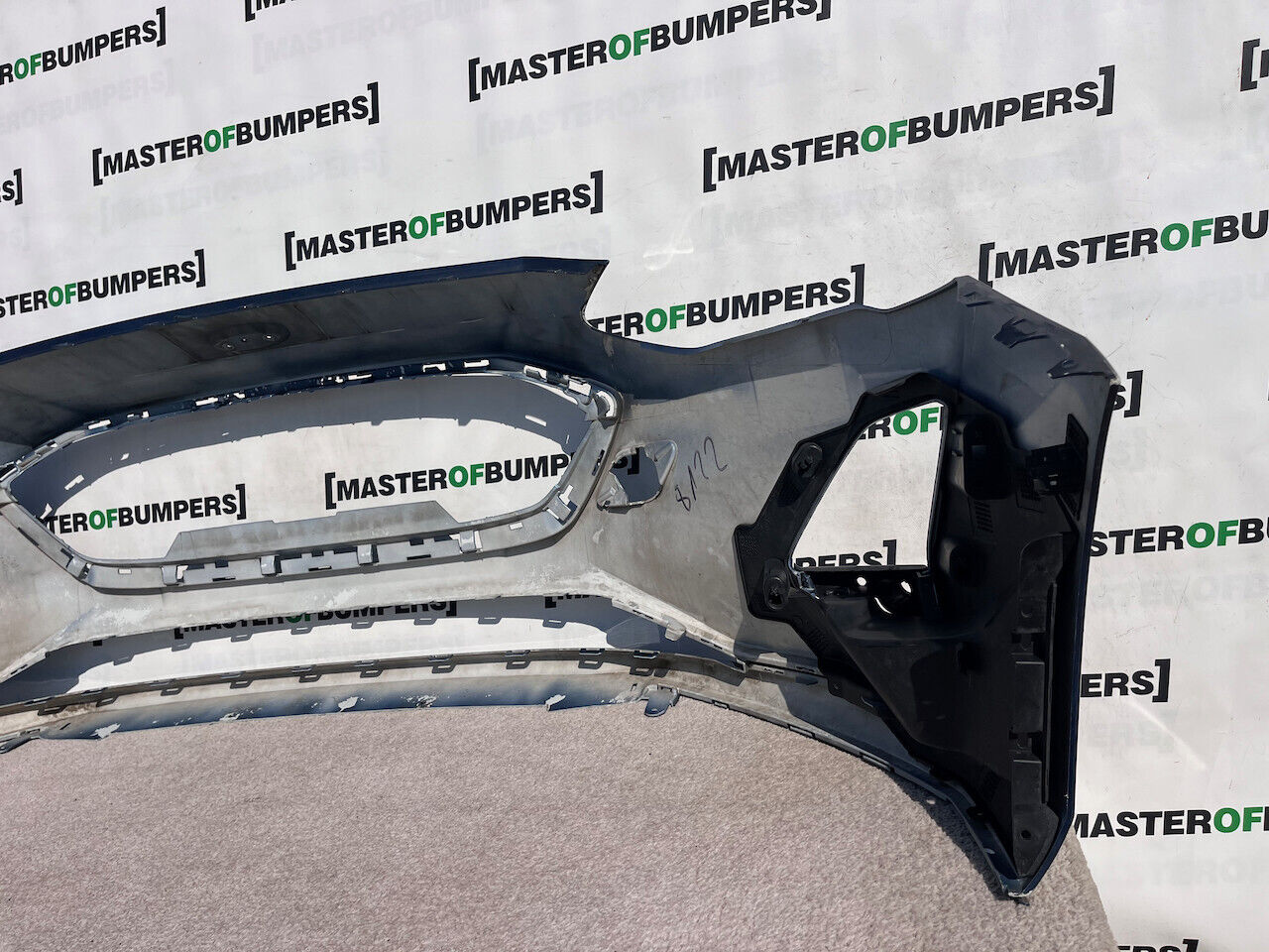 Ford Focus Se Titanium Mk4 Hatchback 2018-2022 Front Bumper 6 Pdc Genuine [f577]