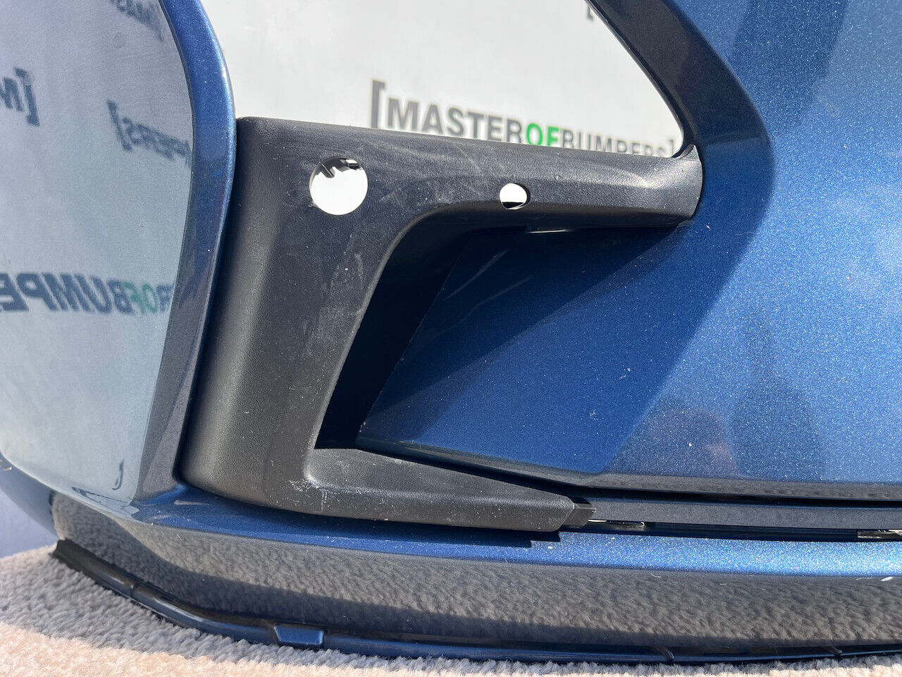 Ford Focus Se Titanium Mk4 Hatchback 2018-2022 Front Bumper 6 Pdc Genuine [f577]