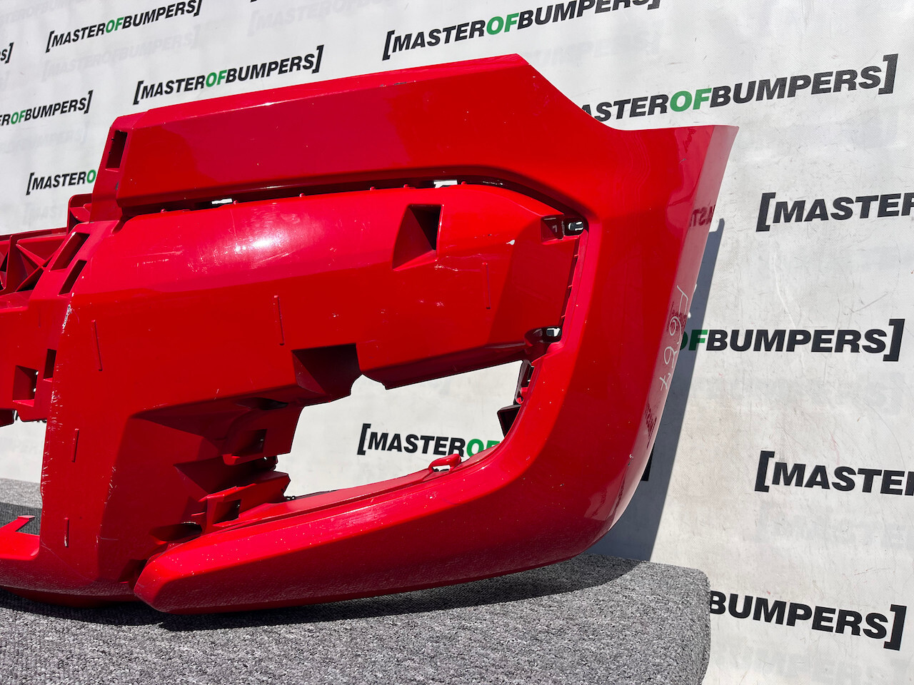 Ford Ranger Wildtrack Mk5 Lift 2016-2019 Front Bumper No Pdc Genuine [f667]