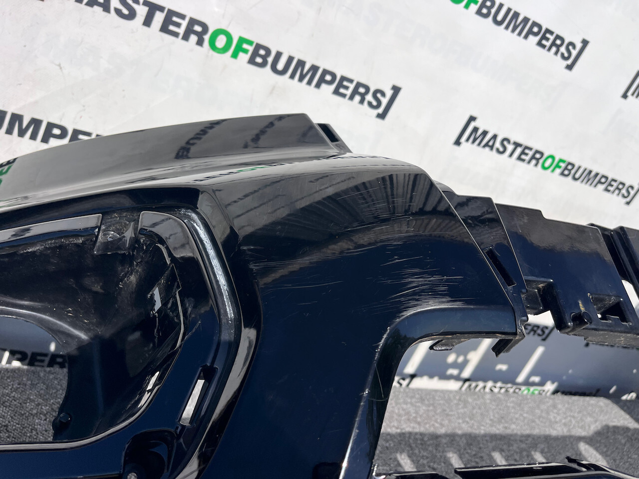 Ford Ranger Wildtrack Mk5 2nd Lift 2019-2023 Front Bumper 4 Pdc Genuine [f670]