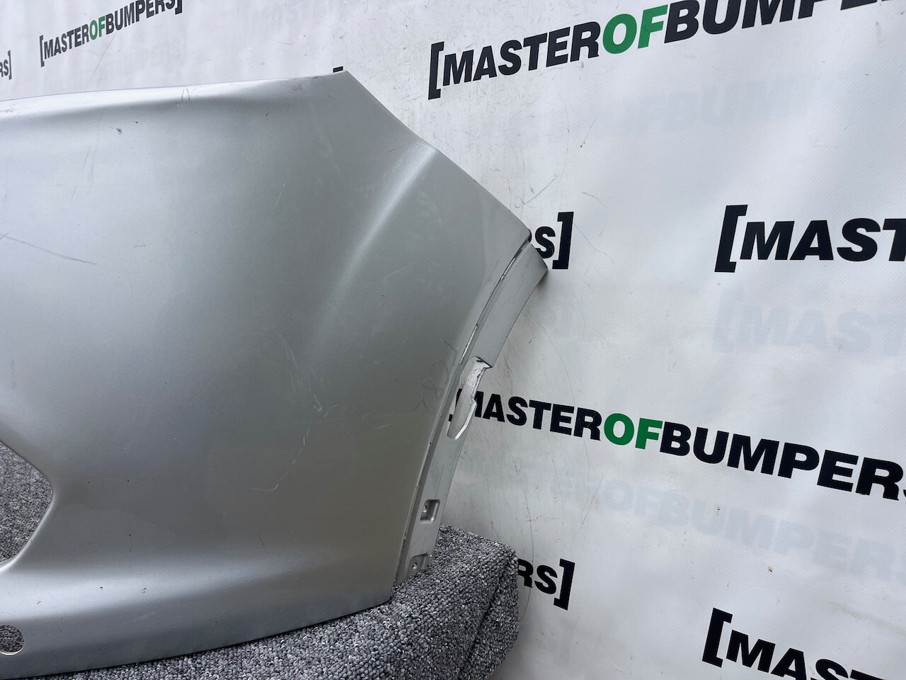 Ford Kuga St Line Titanium X 2013-2016 Front Bumper 4 Pdc No Jets Genuine [f682]