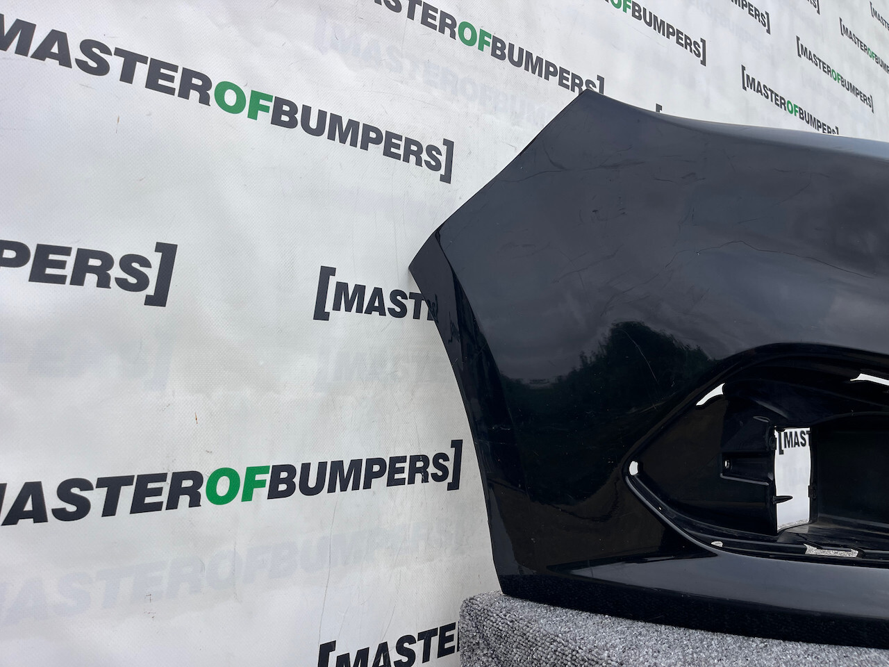 Ford S Max Titanium St Line 2015-2019 Front Bumper 4 Pdc Genuine [f684]