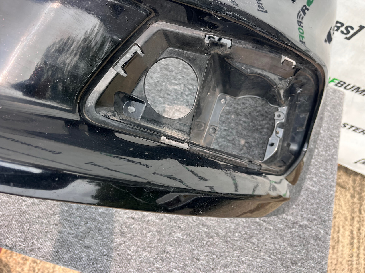 Ford S Max Titanium St Line 2015-2019 Front Bumper 4 Pdc Genuine [f684]