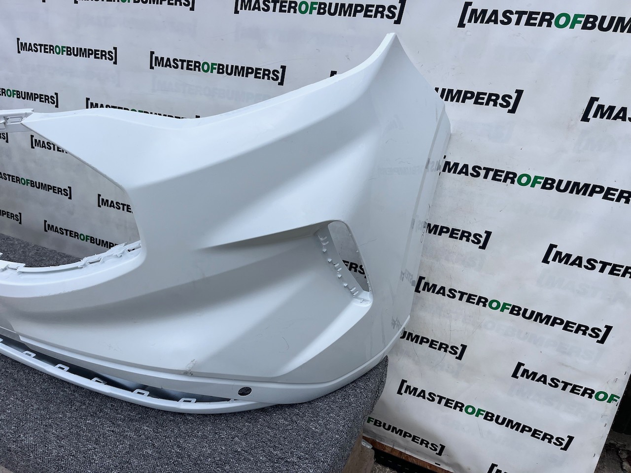 Ford Transit Custom Van 280 Limited 2024-on Front Bumper 4 Pdc Genuine [f700]