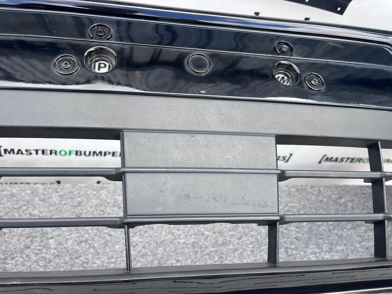 Ford Transit Custom Sport Limited 2018-2023 Front Bumper 4 Pdc Genuine [f704]