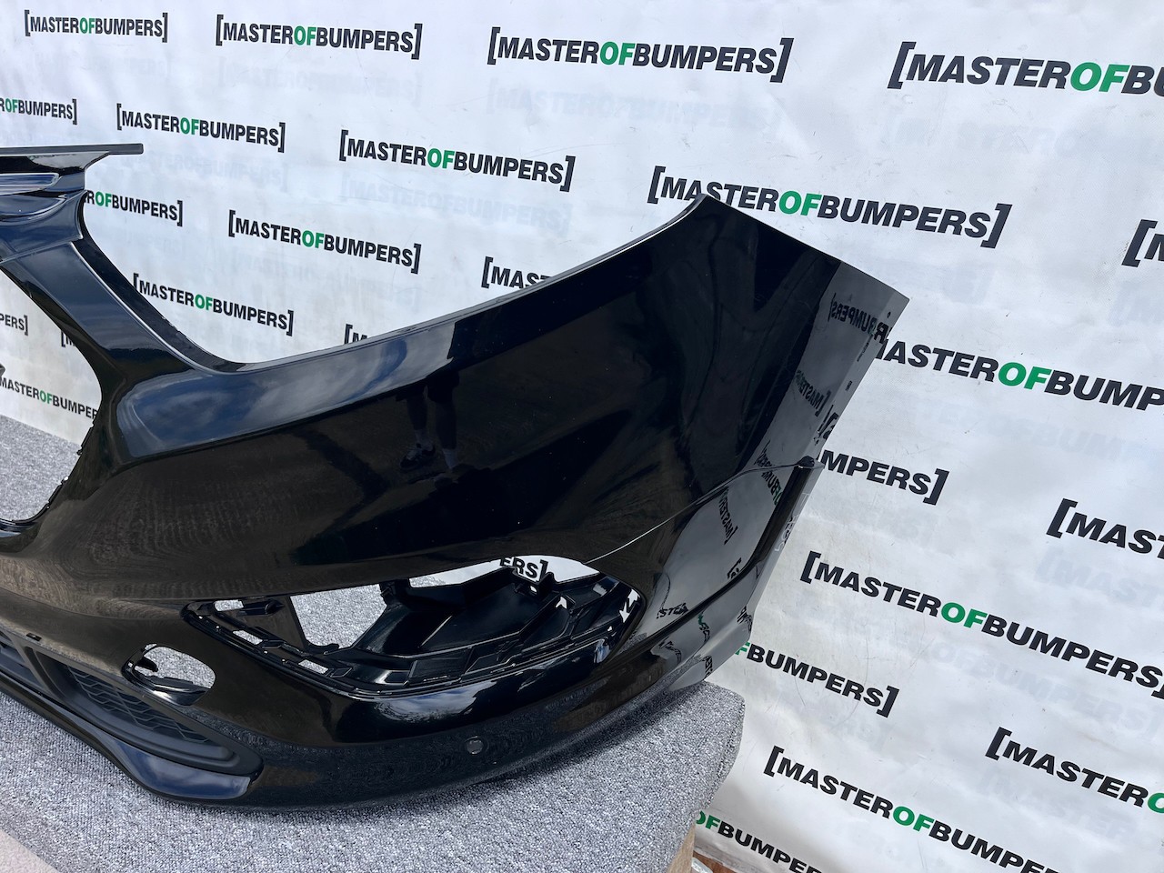 Ford Transit Custom Sport Limited 2018-2023 Front Bumper 4 Pdc Genuine [f704]