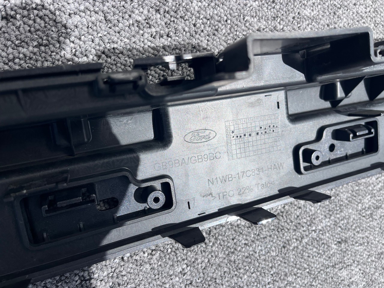 Ford Ranger Wildtrack Pickup 2022-2026 Front Bumper 4 Pdc Genuine [f707]