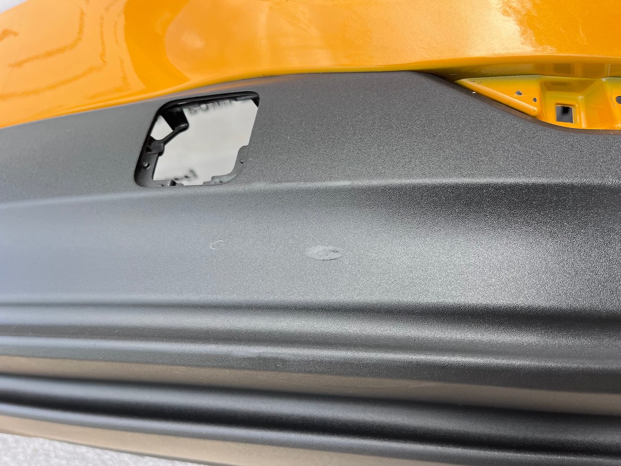 Mustang Mach-e Standard Basic Suv 2020-2025 Rear Bumper Pdc Genuine [f698]