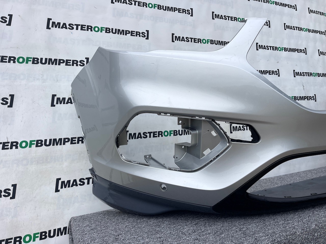 Ford Kuga St Line Mk2 Lift 2017-2020 Front Bumper 4 Pdc No Jets Genuine [f715]