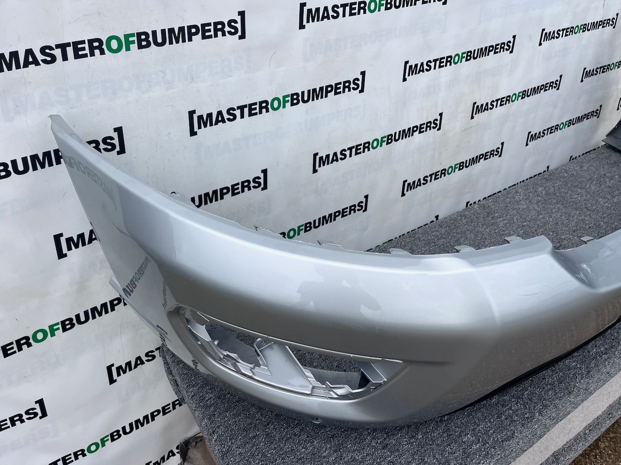 Ford Transit Limited Panel Van 2018-2024 Front Bumper 4 Pdc Genuine [f736]