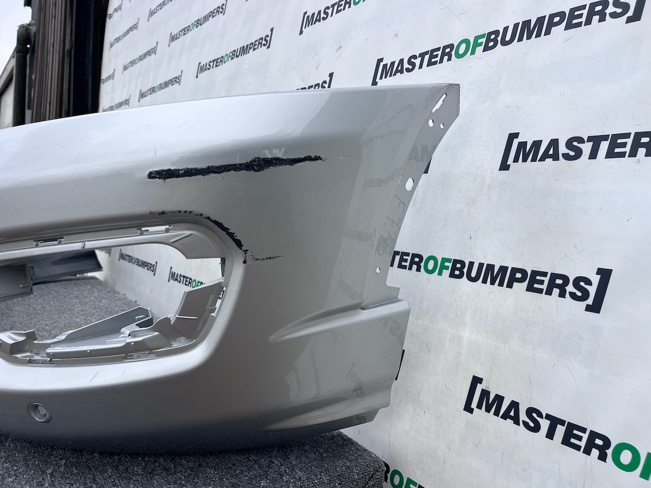 Ford Transit Limited Panel Van 2018-2024 Front Bumper 4 Pdc Genuine [f736]