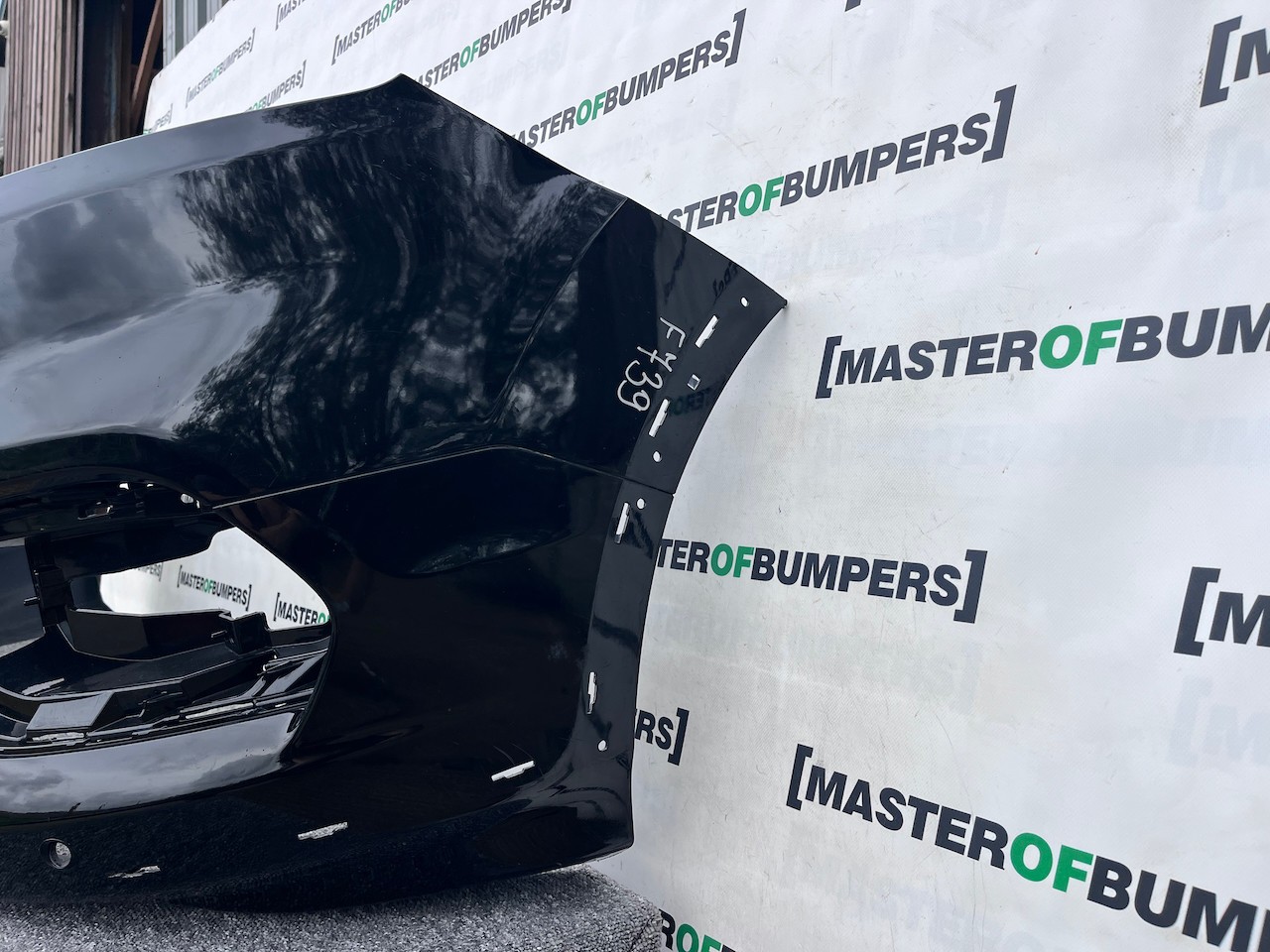 Ford Transit Custom Limited Active 2018-2023 Front Bumper 4 Pdc Genuine [f739]